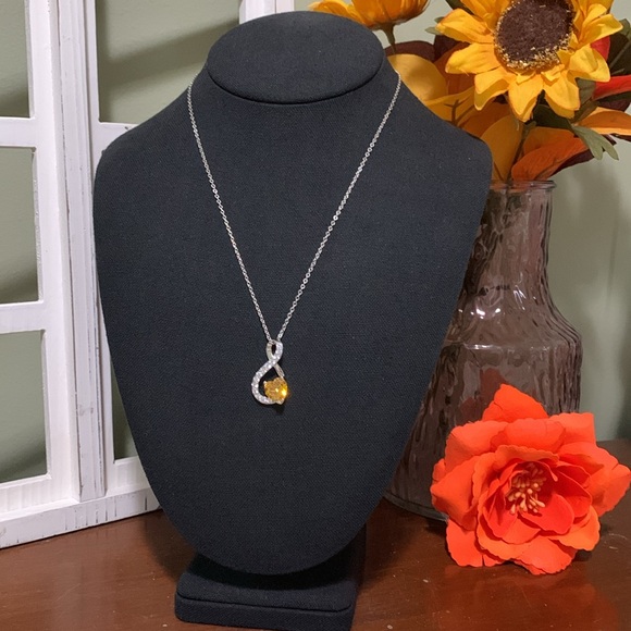 Large Citrine Adorned with Masonite in S925 Stamped Pendant and Chain - Picture 10 of 10